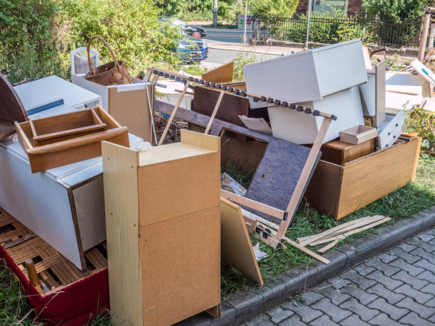 Best Trash Removal Near Me  in Tlassee, AL