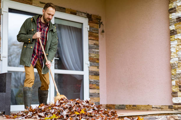 Best Attic Cleanout Services  in Tlassee, AL